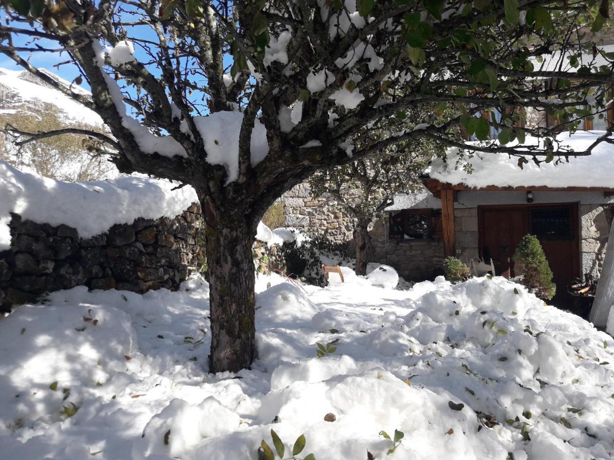 La Cueta Posada El Rincon De Babia מראה חיצוני תמונה